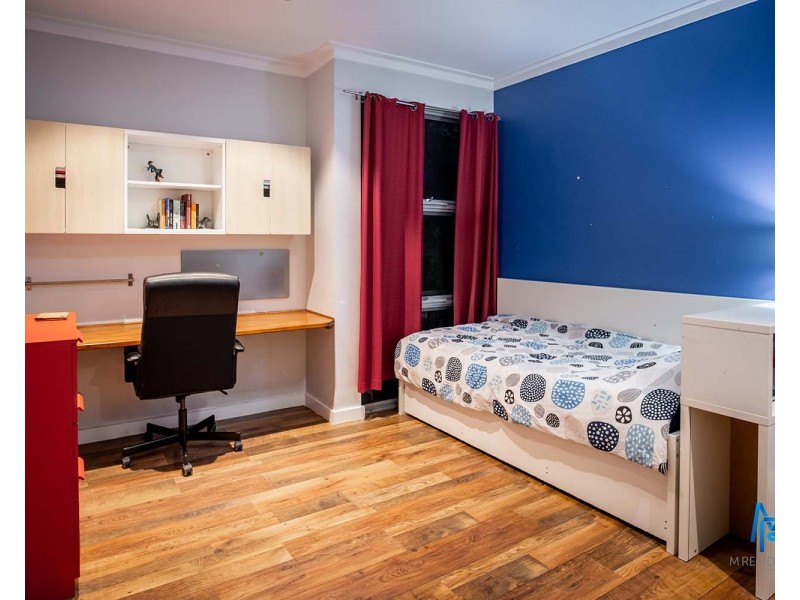 7 Woodloes Street, Cannington WA 6107