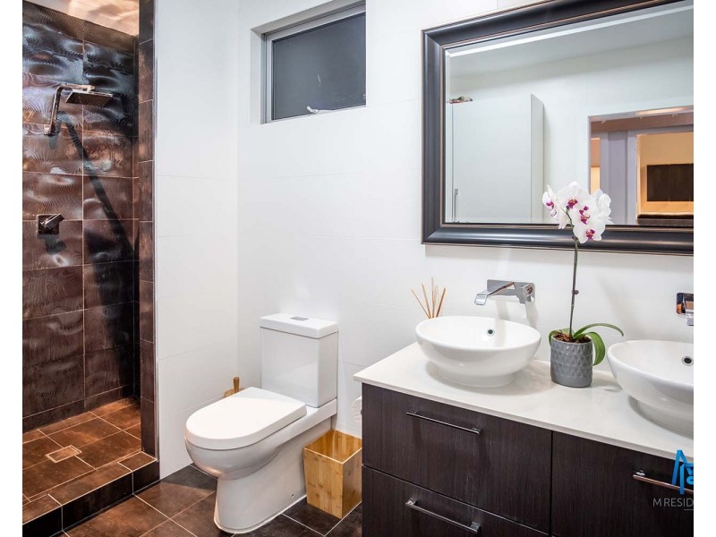 7 Woodloes Street, Cannington WA 6107