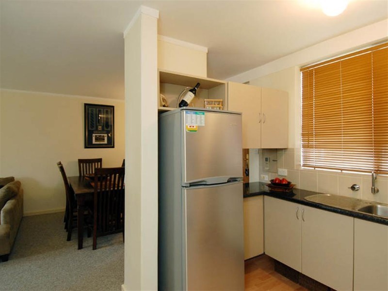 12/46 Howick Street, Lathlain WA 6100