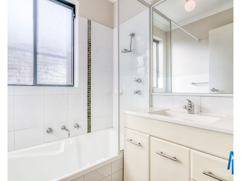 7/52 Grey Street, Cannington WA 6107