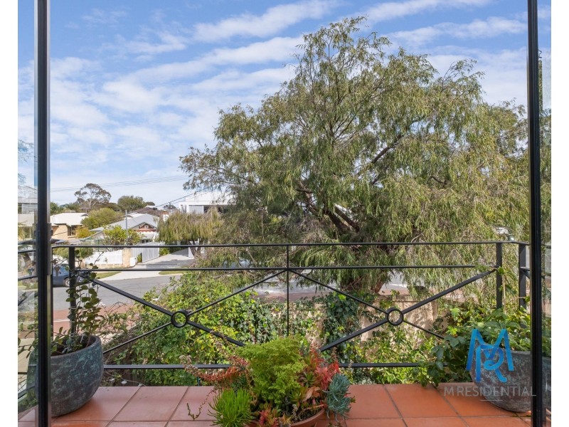 1/35 Banksia Terrace, Kensington WA 6151