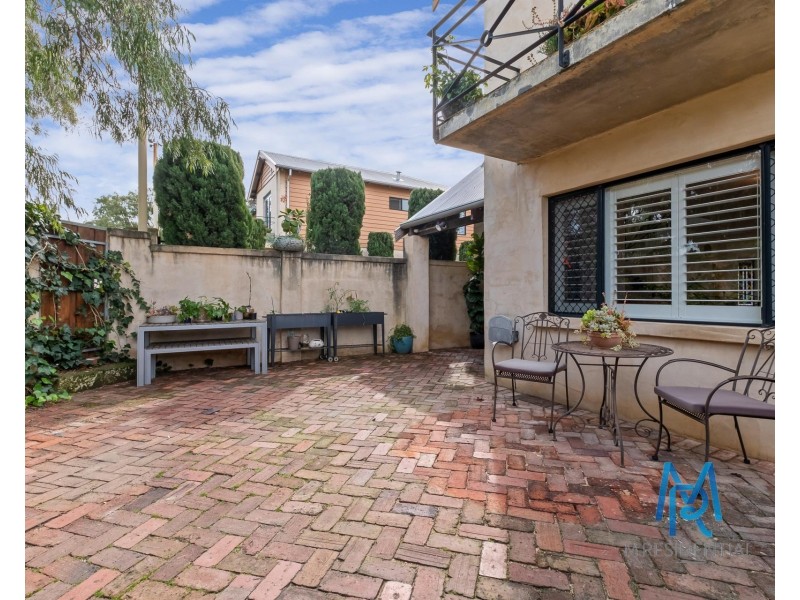 1/35 Banksia Terrace, Kensington WA 6151