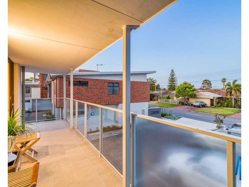 15/37 Channon Street, Cannington WA 6107