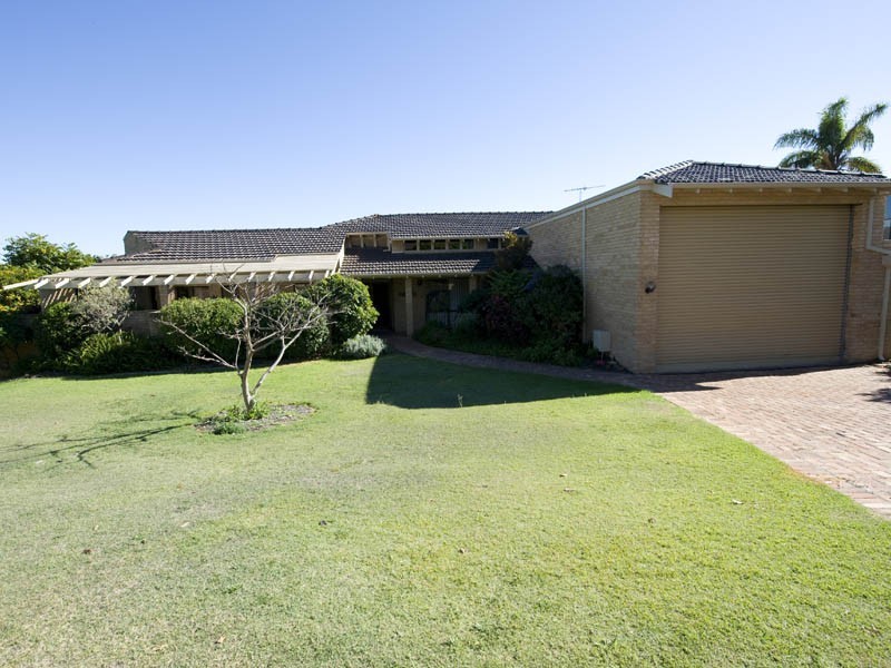 58 McCallum Crescent, Ardross WA 6153