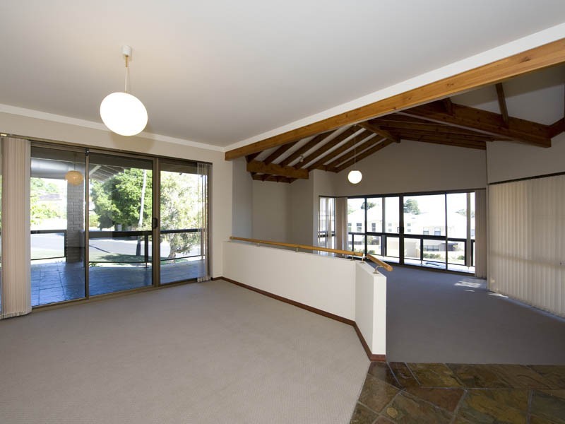 58 McCallum Crescent, Ardross WA 6153