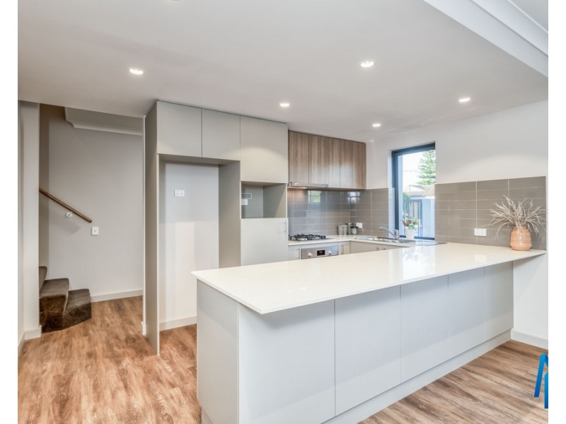 1/37 Channon Street, Cannington WA 6107