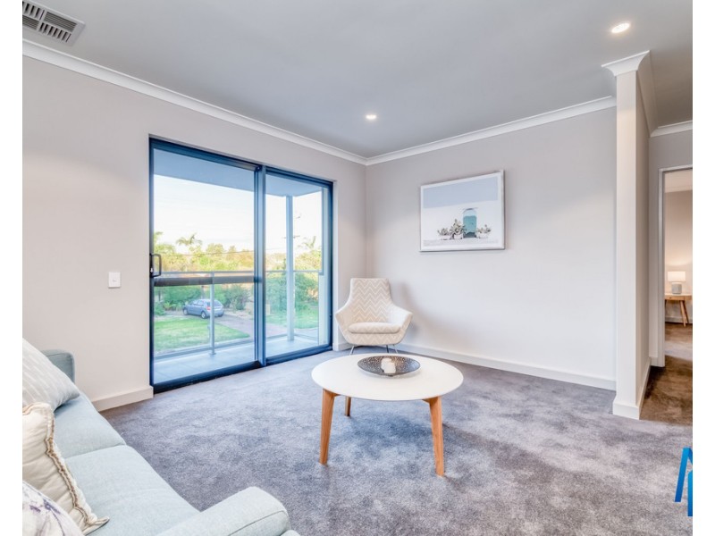 1/37 Channon Street, Cannington WA 6107