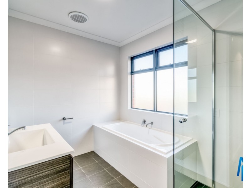 1/37 Channon Street, Cannington WA 6107