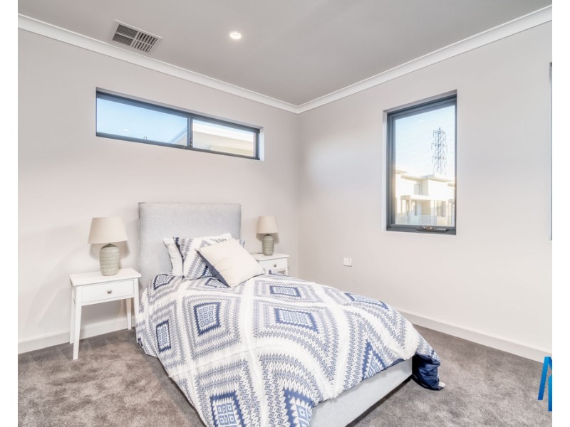 1/37 Channon Street, Cannington WA 6107