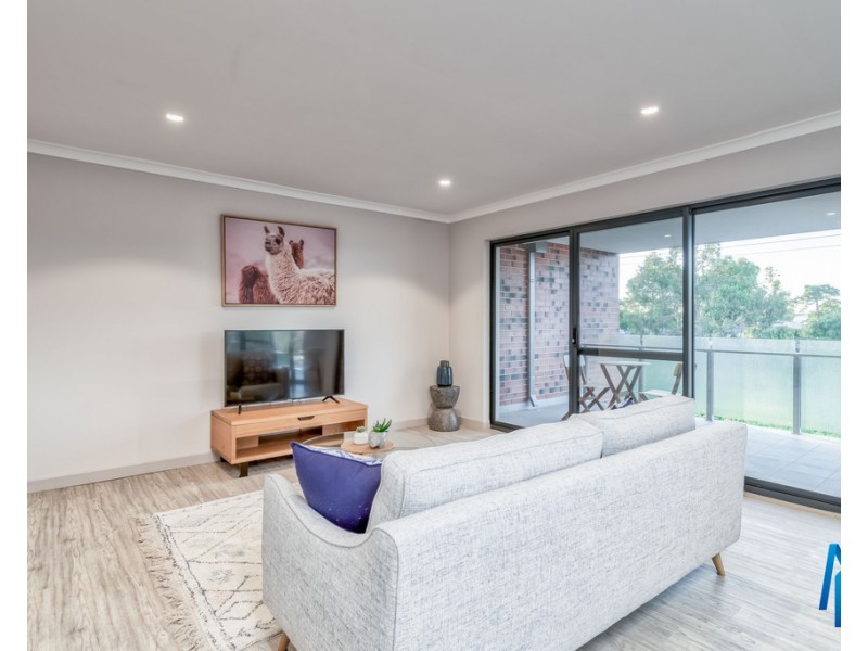 6/37 Channon Street, Cannington WA 6107
