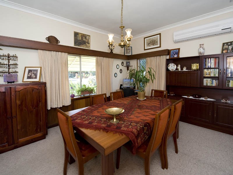 122 Gladstone Road, Rivervale WA 6103