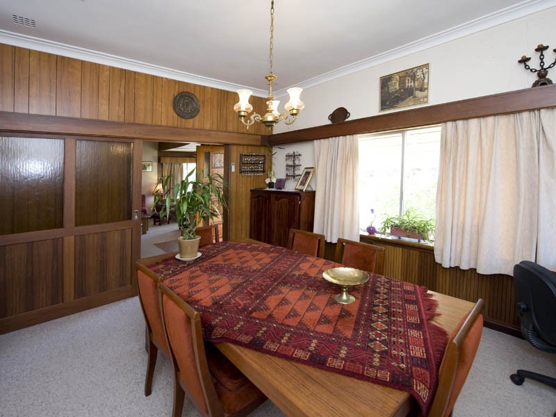 122 Gladstone Road, Rivervale WA 6103