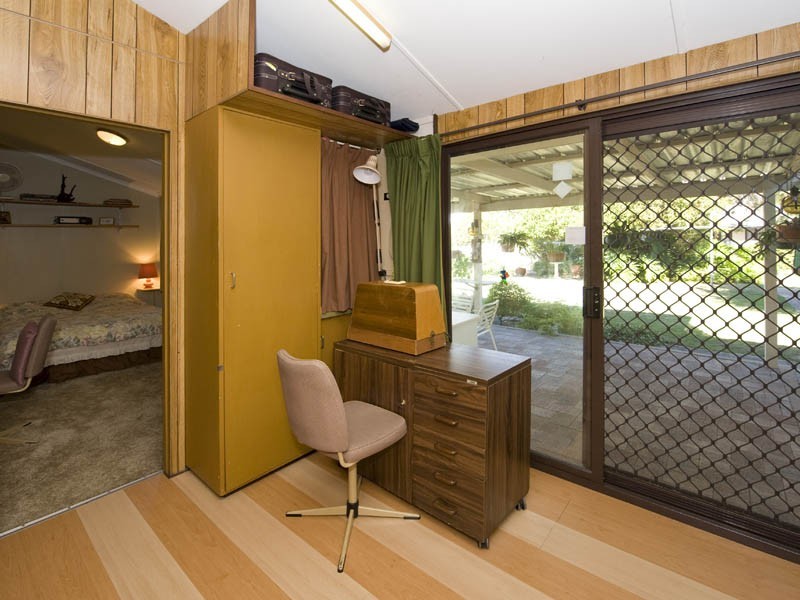 122 Gladstone Road, Rivervale WA 6103