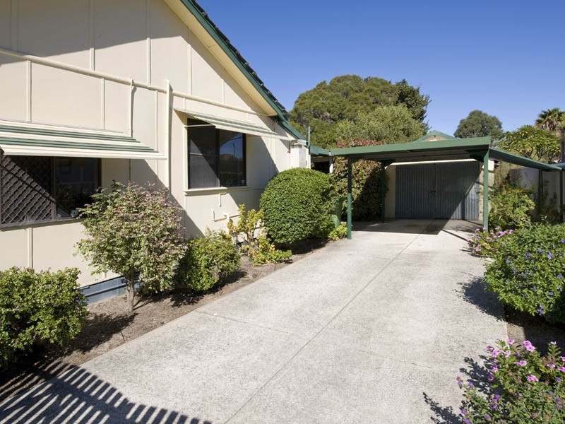 122 Gladstone Road, Rivervale WA 6103