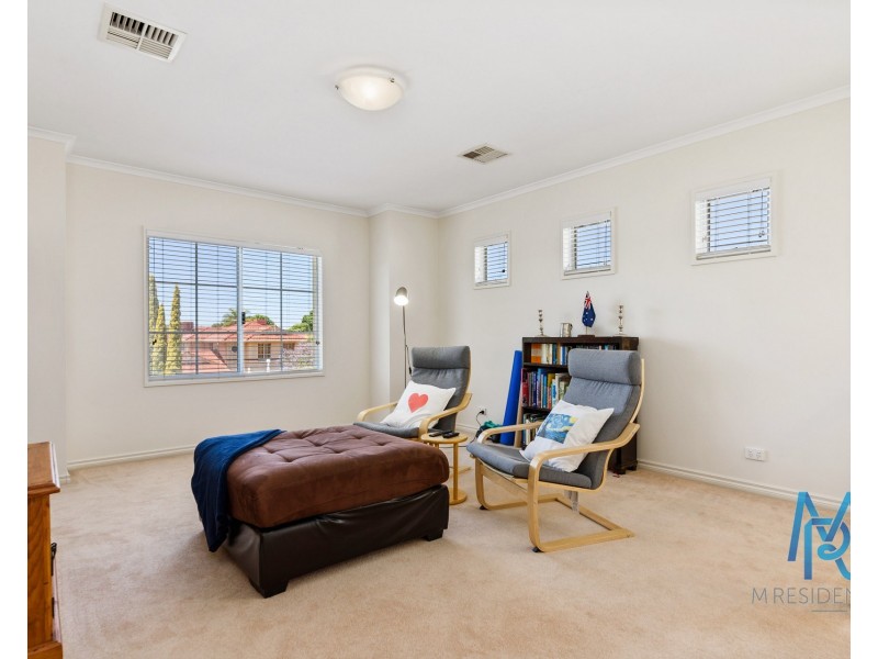 39 Gwenyfred Road, Kensington WA 6151