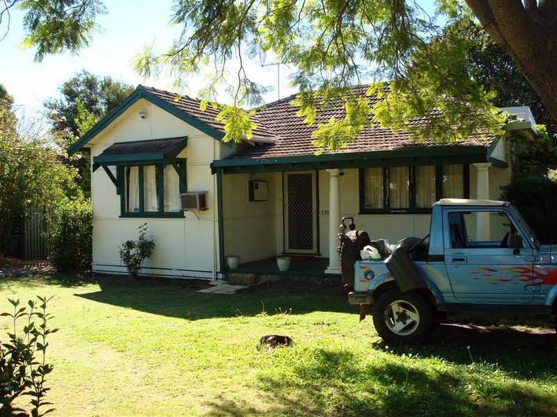 135 Orrong Road, Rivervale WA 6103