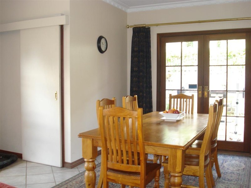 135 Orrong Road, Rivervale WA 6103