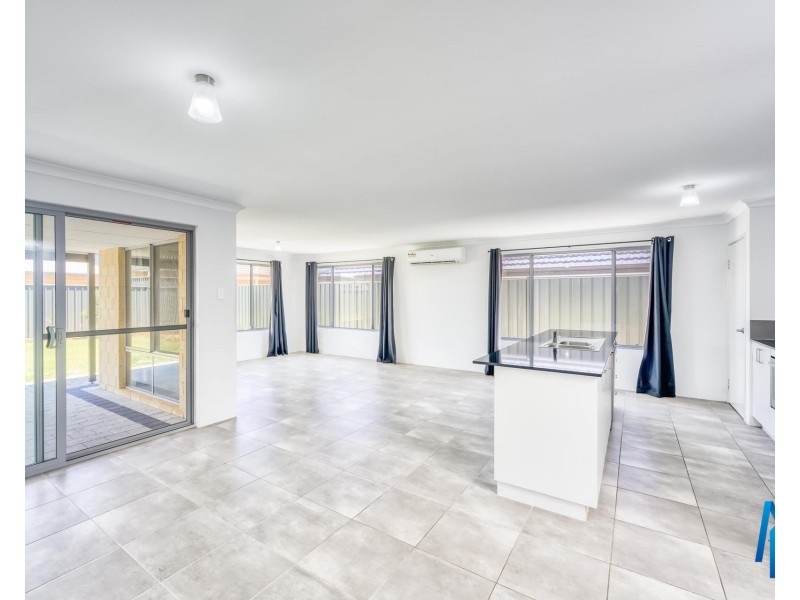 3 Willowdale Promenade, Piara Waters WA 6112