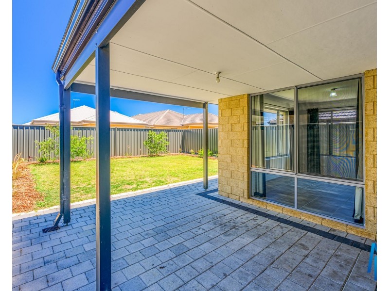 3 Willowdale Promenade, Piara Waters WA 6112