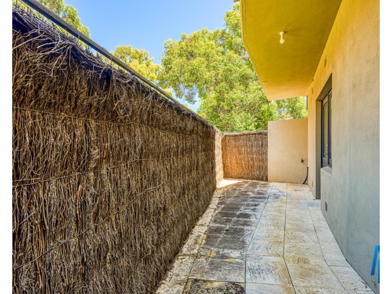 4/152 Broadway, Crawley WA 6009