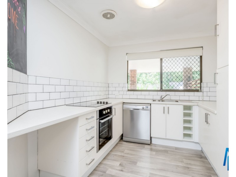 9/33 Dealy Close, Cannington WA 6107