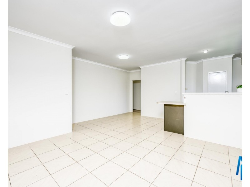 4/8 Brinkley Street, Cannington WA 6107