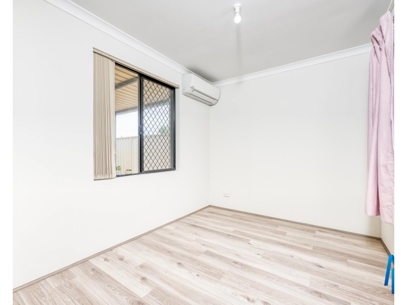 4/8 Brinkley Street, Cannington WA 6107