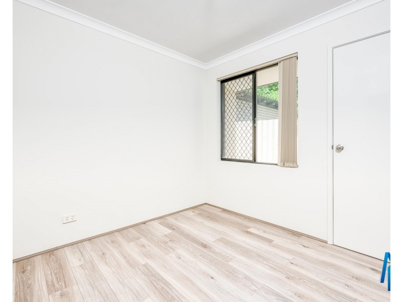4/8 Brinkley Street, Cannington WA 6107