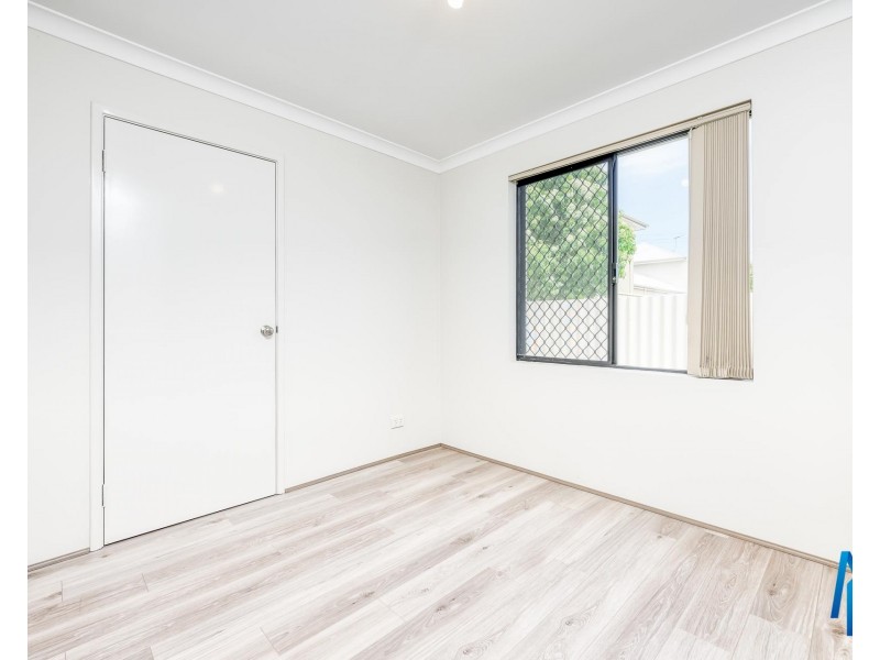 4/8 Brinkley Street, Cannington WA 6107