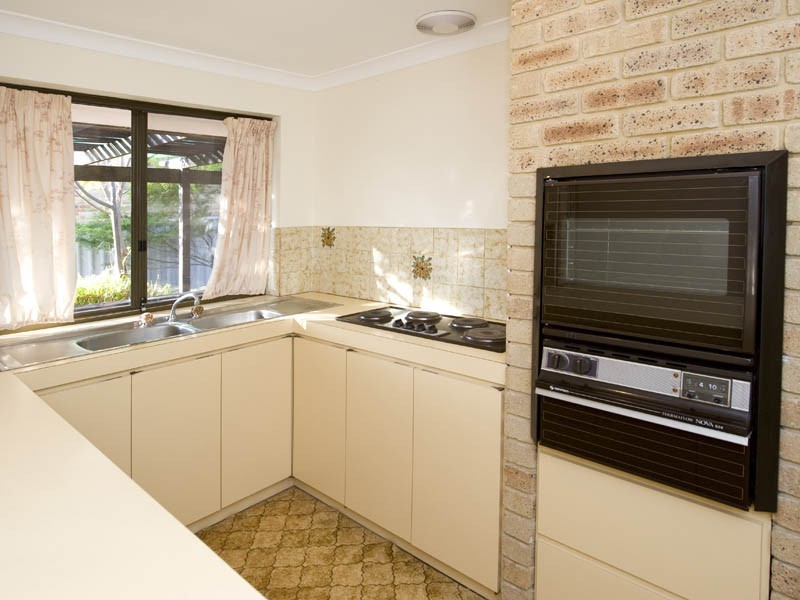 8A Ryrie Avenue, Como WA 6152