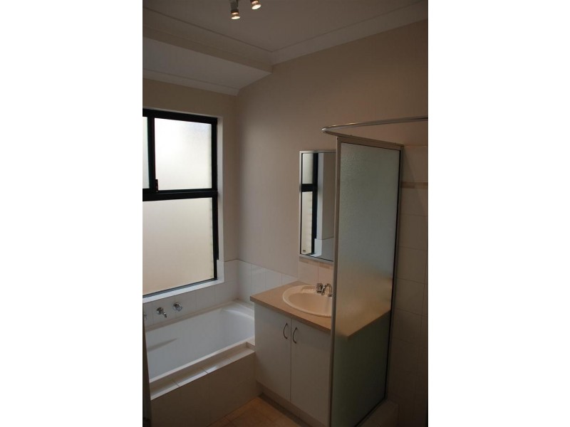 5/82-84 Queen Street, Bentley WA 6102