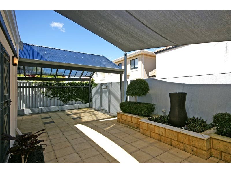 3/37 Leonora Street, Como WA 6152