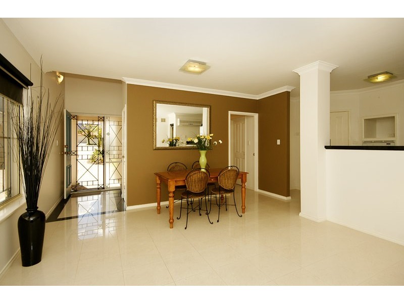 3/37 Leonora Street, Como WA 6152