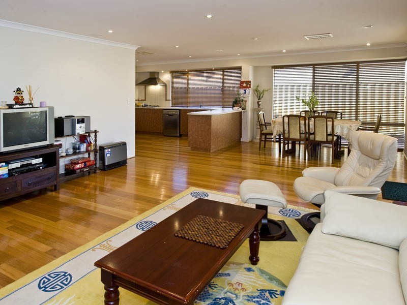 3 Hokin Way, Canning Vale WA 6155
