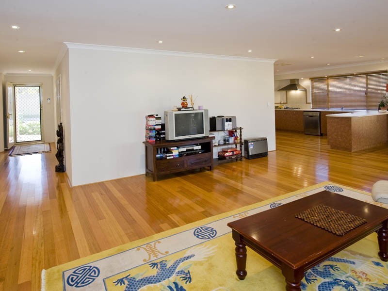 3 Hokin Way, Canning Vale WA 6155
