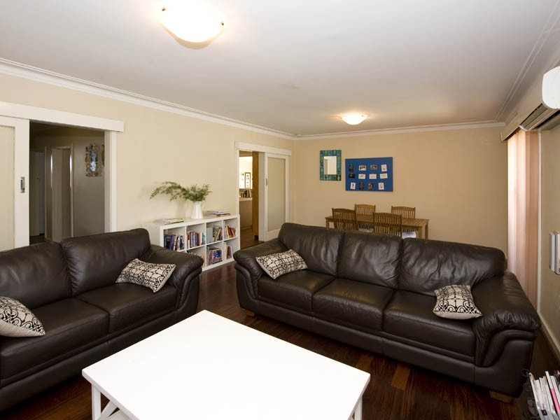 108 Huntriss Road, Karrinyup WA 6018