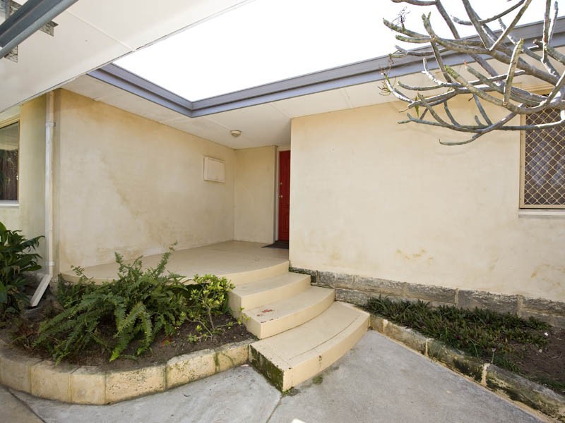 108 Huntriss Road, Karrinyup WA 6018