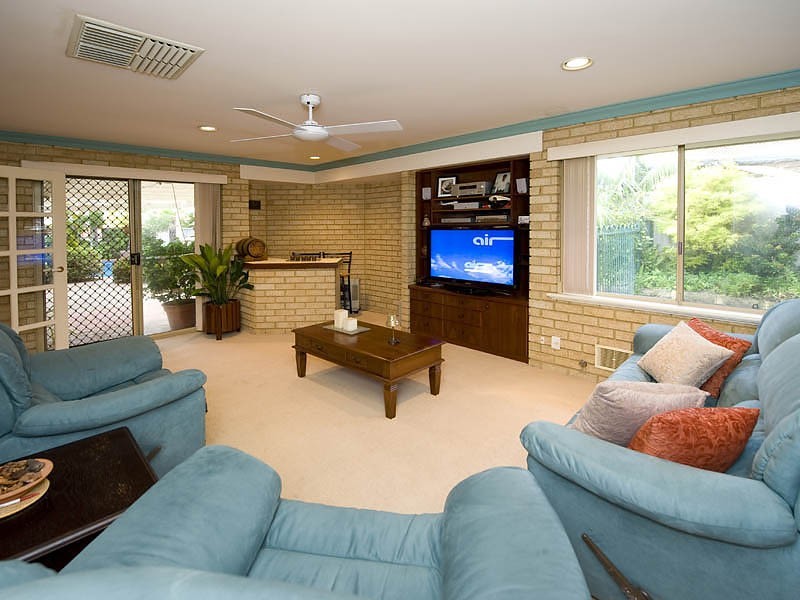 7 Edinger Corner, Leeming WA 6149