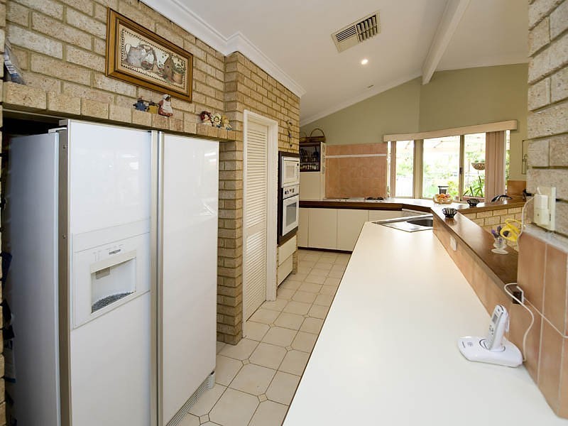 7 Edinger Corner, Leeming WA 6149