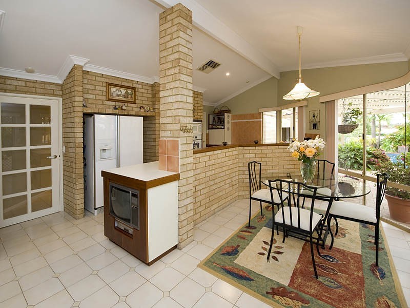 7 Edinger Corner, Leeming WA 6149