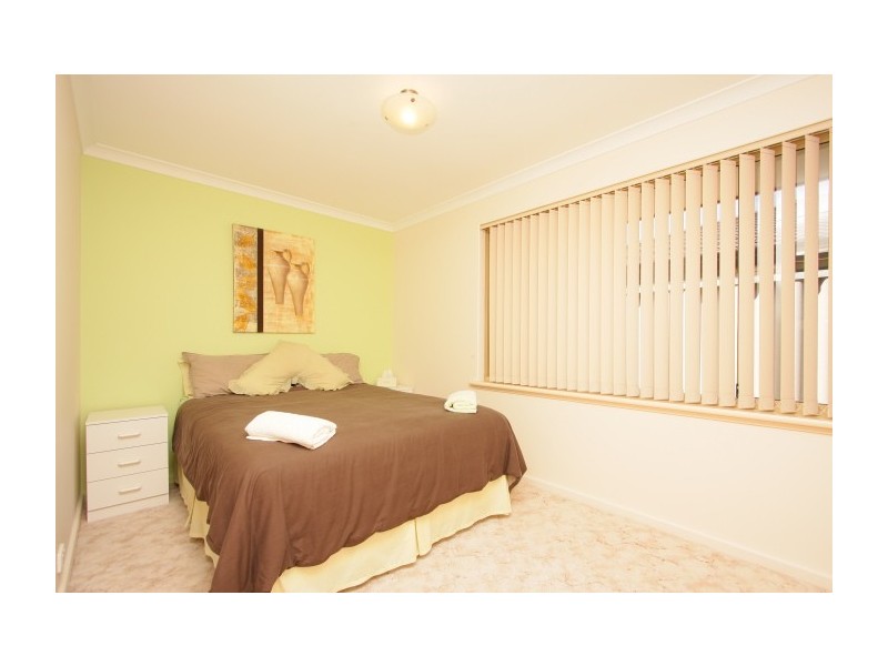 5 Sugarwood Drive, Thornlie WA 6108