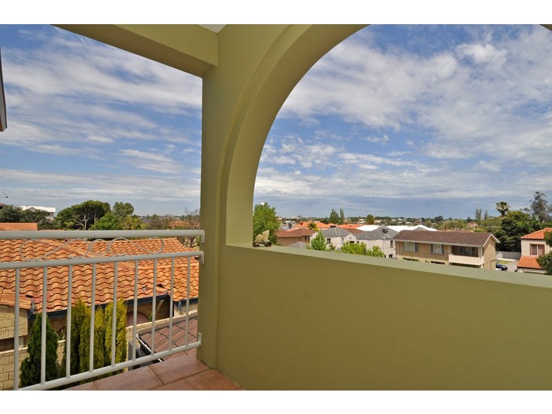 34B Leonora Street, Como WA 6152