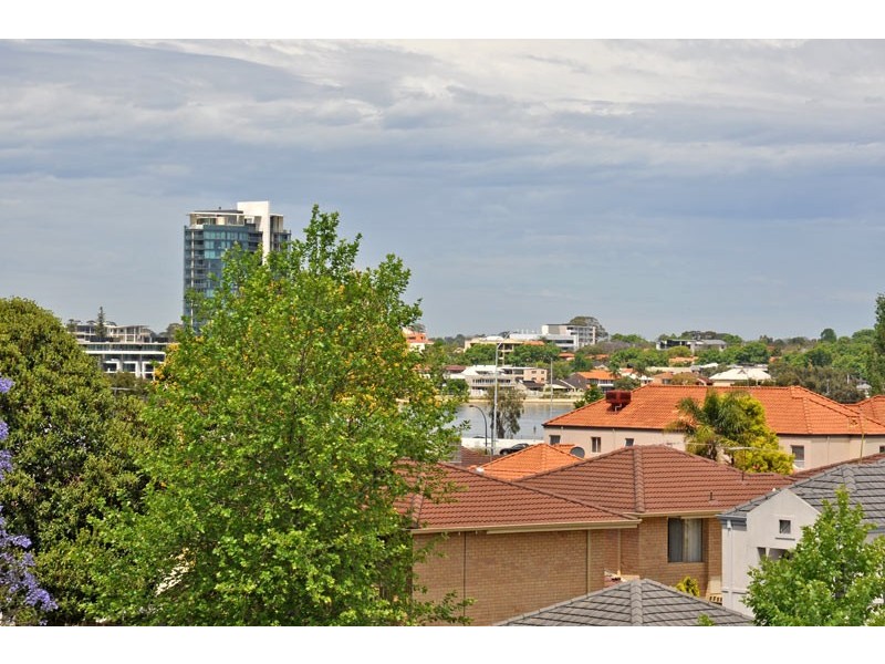 34B Leonora Street, Como WA 6152