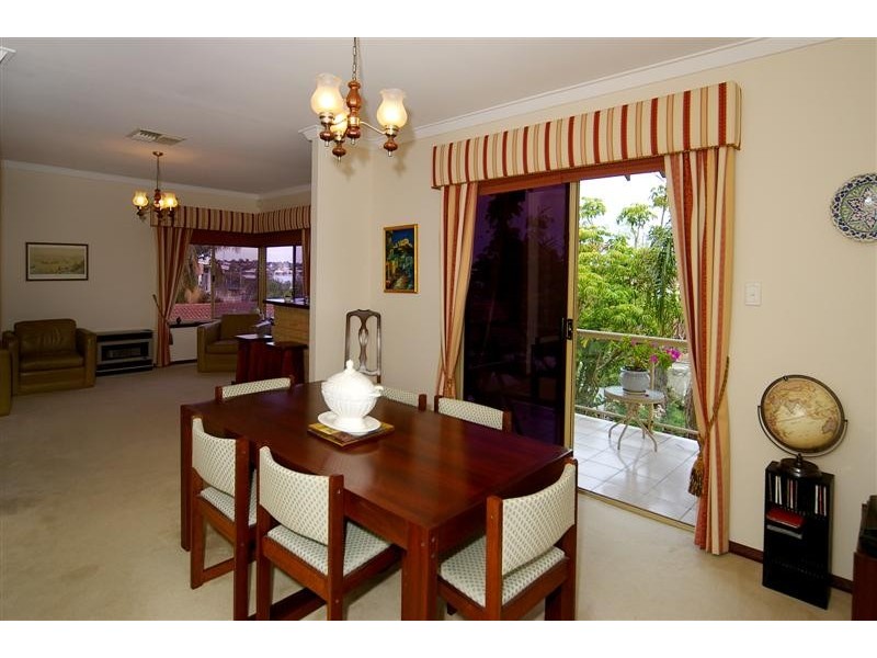 165 Lockhart Street, Como WA 6152