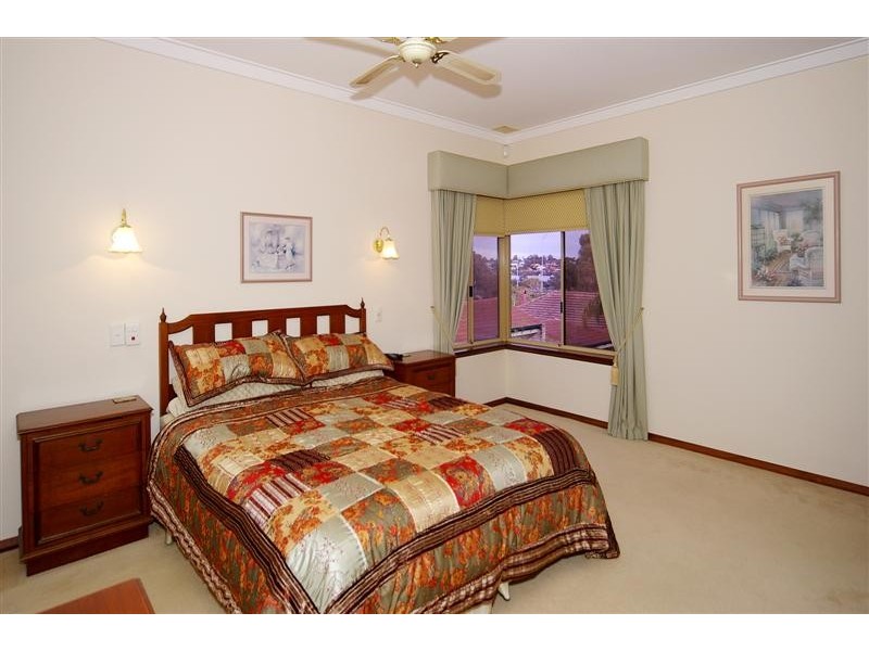 165 Lockhart Street, Como WA 6152