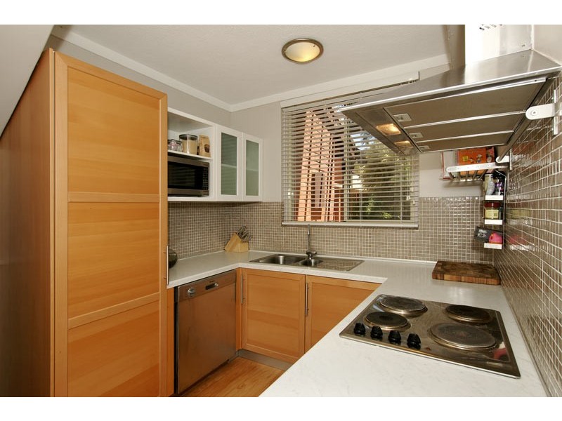 12/25 Comer Street, Como WA 6152