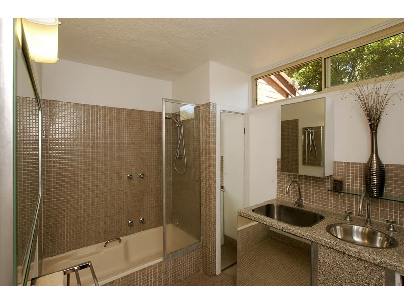 12/25 Comer Street, Como WA 6152