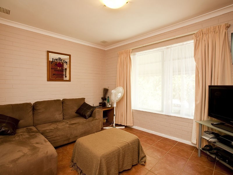 12/22-24 Chester Avenue, Dianella WA 6059