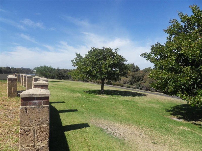 16 Riverina Drive, Ascot WA 6104