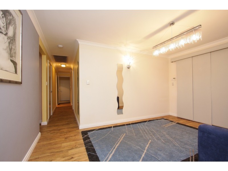 12 Blissett Drive, Bedfordale WA 6112